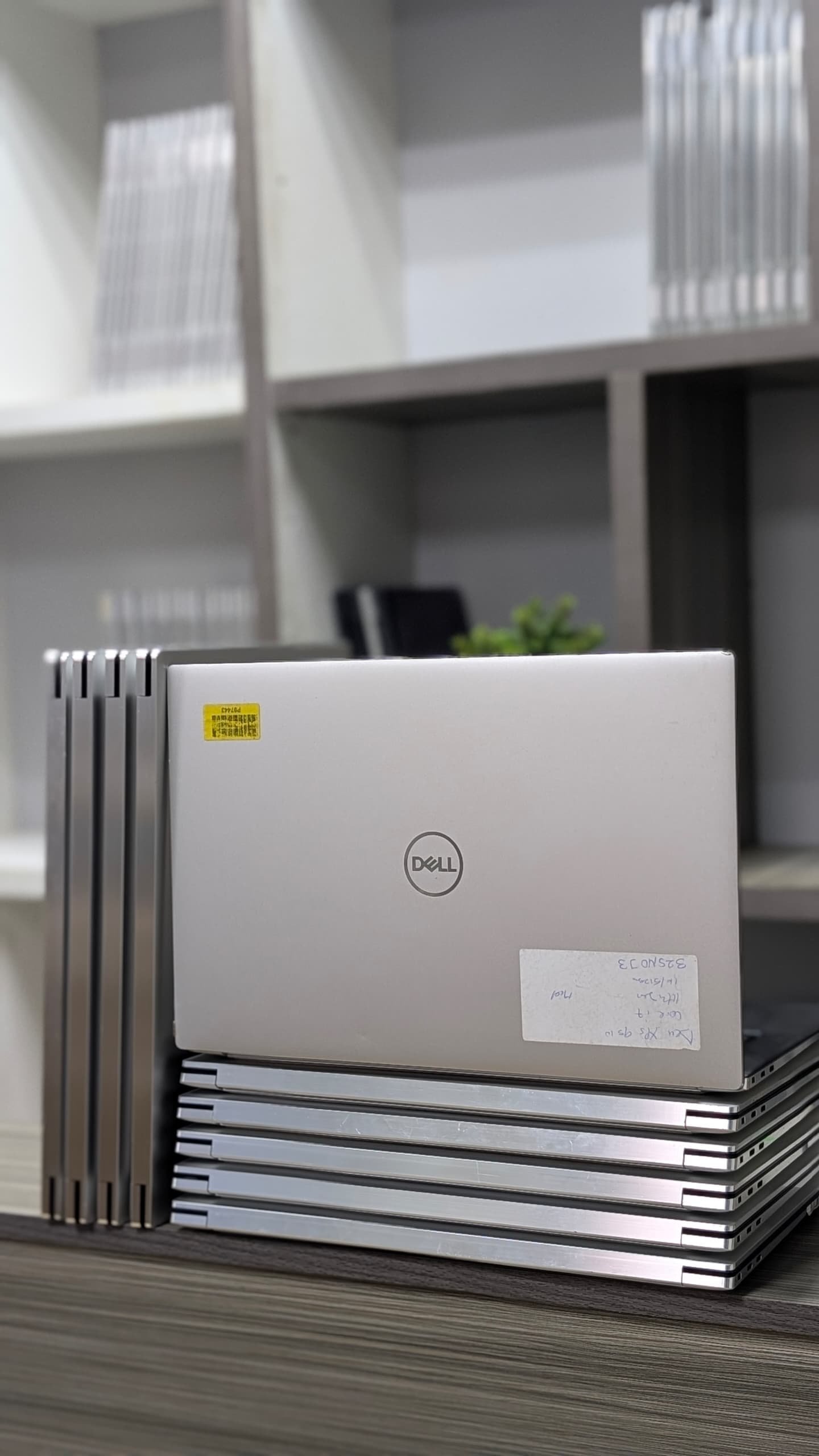 Dell XPS 15 9510 Core i9 11th Gen 32GB RAM 1TB SSD RTX 3050 Ti 4GB UHD Touch